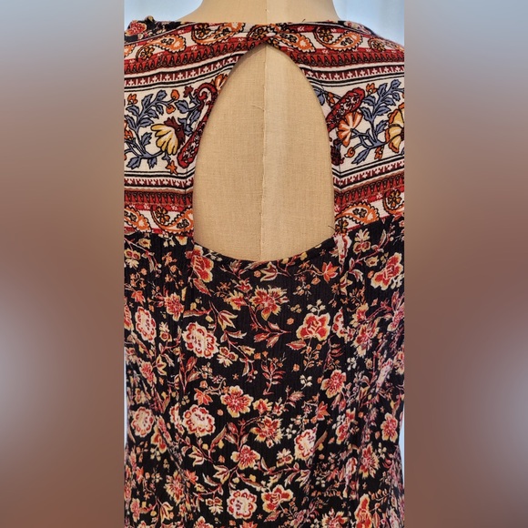 *FLORAL SUN DRESS* - Picture 3 of 3